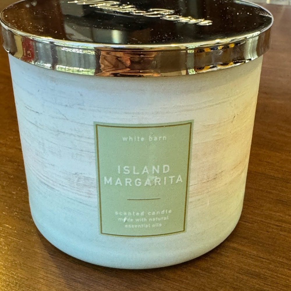 White Barn Island Margarita 3 Wick Candle